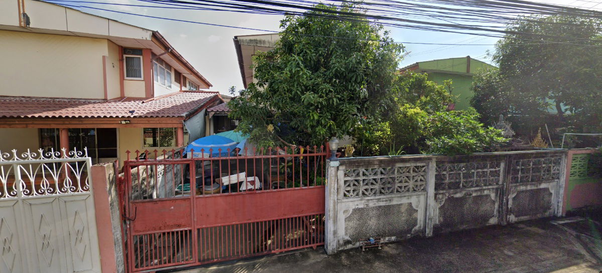 picture For sale: detached house 52 square wah, Ban Seri-On Nut Soi 1. - 23/25