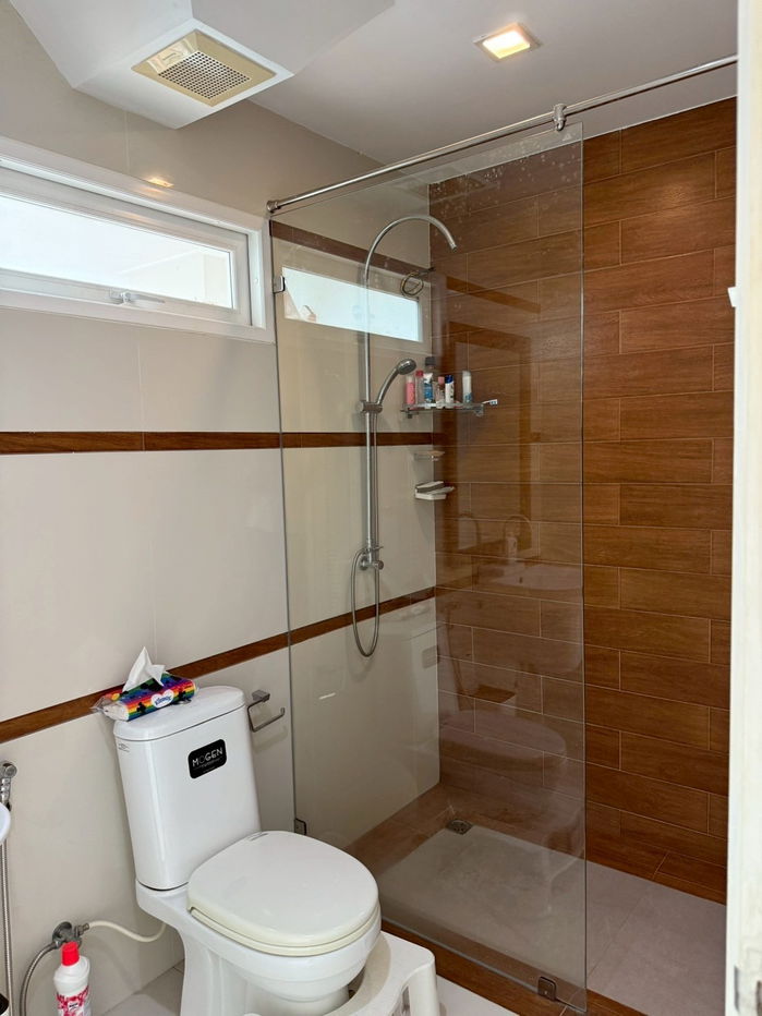 รูป ขายบ้านเดี่ยว 2 ห้องนอน พูลวิลล่า ในโครงการบ้านสวนมีสุข บางเสร่ ทำเลทะเลสัตหีบ - รูปที่ 8/9