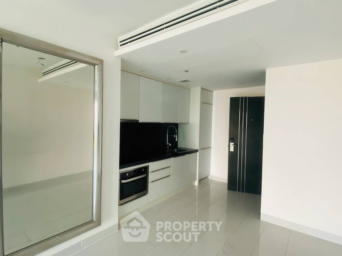 picture 2-BR Condo at Sky Residences Pattaya close to Pattaya (ID 2137186) - 6/7