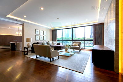 Condos for rent AIA Sathorn Tower : For rent condo THE HUDSON SATHORN 7 Building 1, Floor 11,4 bed room, Room size 317 sqm