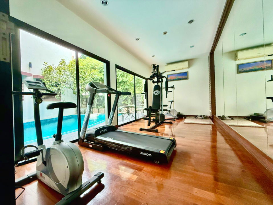 picture Apartment for Sale "Baan Sasida" 4 Buildings Sukhumvit 24 - 3/41