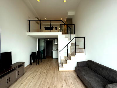 คอนโดให้เช่า : ให้เช่า !! คอนโดเดอะริช พระราม 9 - ศรีนครินทร์ (ชั้น 27)