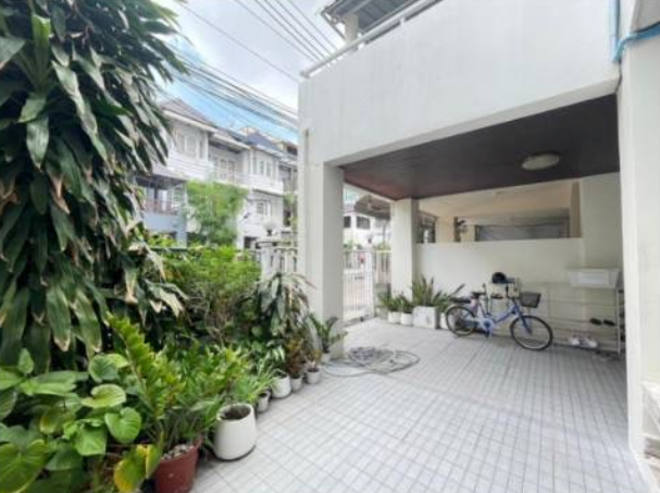 picture TOWN_HOUSE for sale  Phlapphla Wang Thonglang Bangkok - 2/28