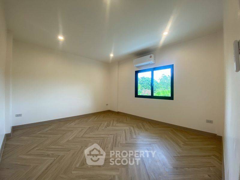 picture 3-BR House at Pakamas Village in Suan Luang (ID 2259441) - 21/25
