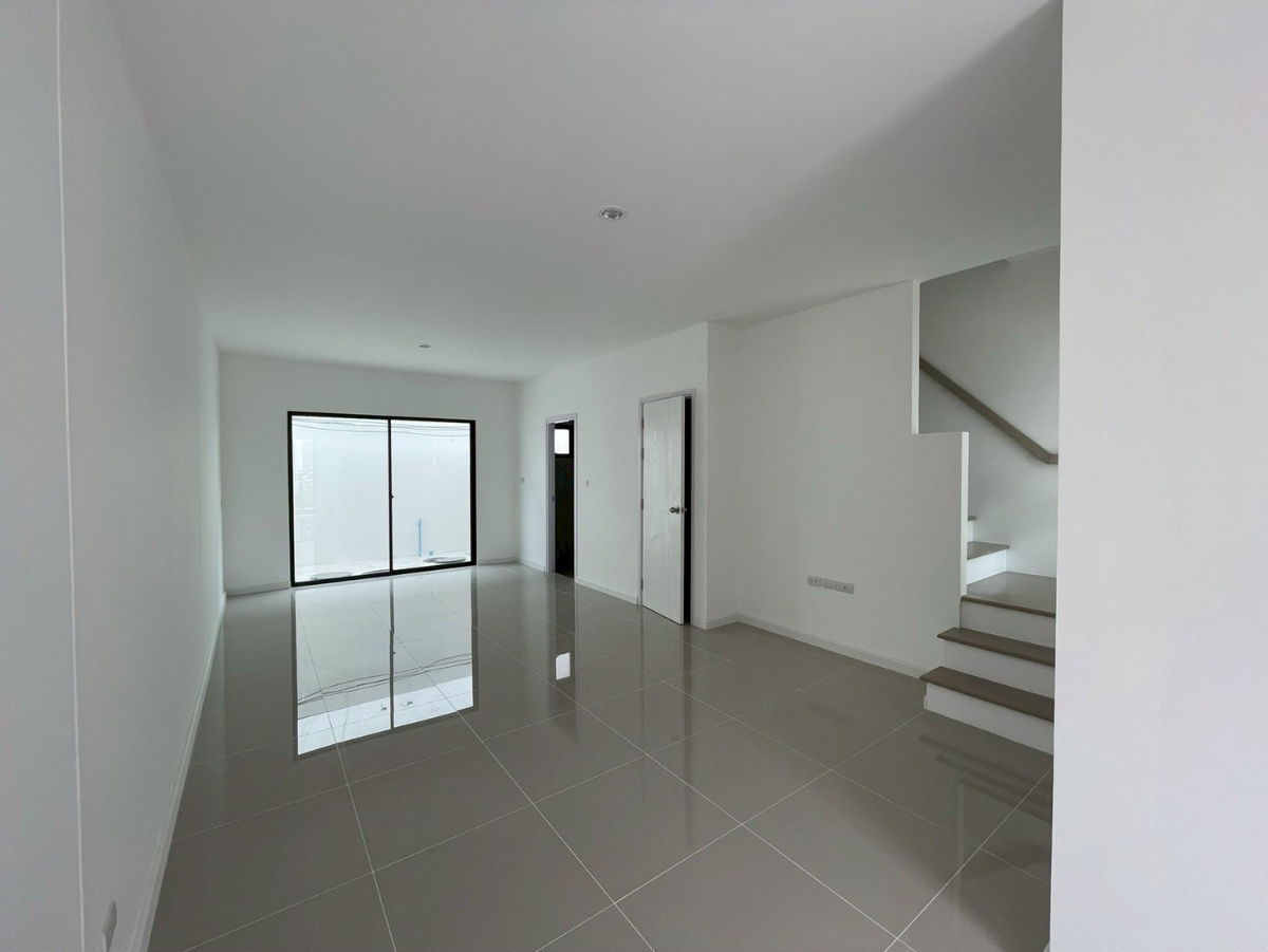picture Urgent💥Townhome 2 floor  2.85 MB. - 4/15