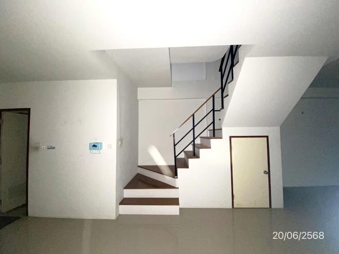 picture TOWN_HOUSE for sale  Na Pa Muang Chon Buri Chonburi - 9/32