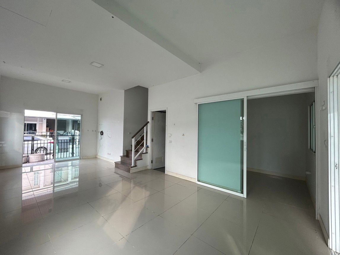 picture TOWN_HOUSE for sale  Saphan Sung Saphan Sung Bangkok - 12/20