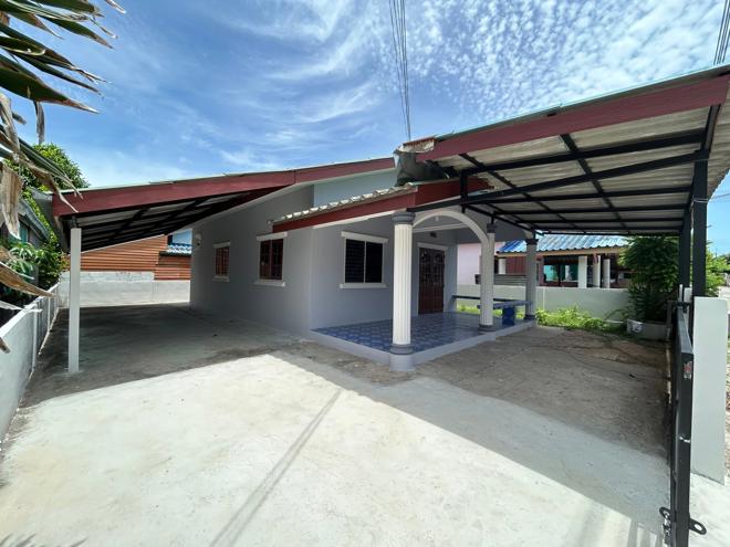 picture HOME for sale  Bo Win Si Racha Chonburi - 3/22