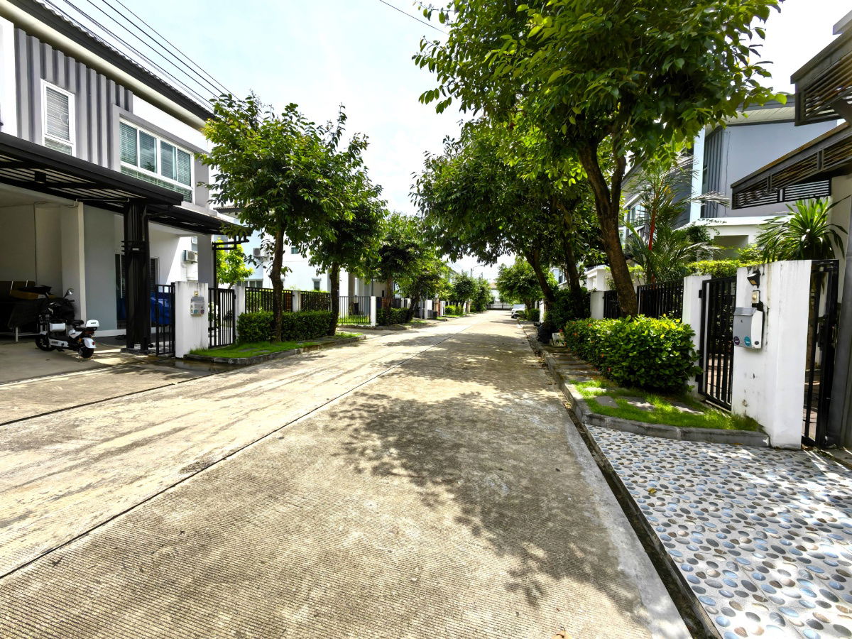 รูป ขายบ้าน 2 ชั้น อิคอนเนเจอร์ รามอินทรา109 ใกล้ถนนรามอินทรา ใกล้รถไฟฟ้าสายสีชมพู แถมเฟอร์พร้อมเข้าอยู่ได้เลย ถูกสุดในโครงการ - รูปที่ 40/40
