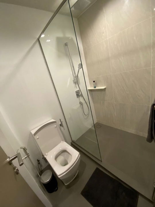 picture High-rise condo with beautiful views, 2 bedrooms, 2 bathrooms, for rent, near Wong Sawang MRT Station. Fully furnished. - 16/18