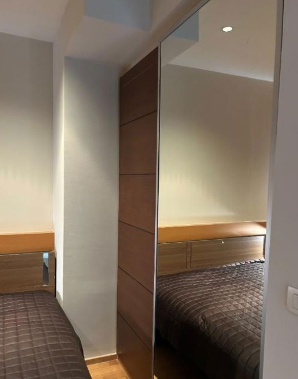 picture For rent: The Emporio Place, 20th floor - 7/8