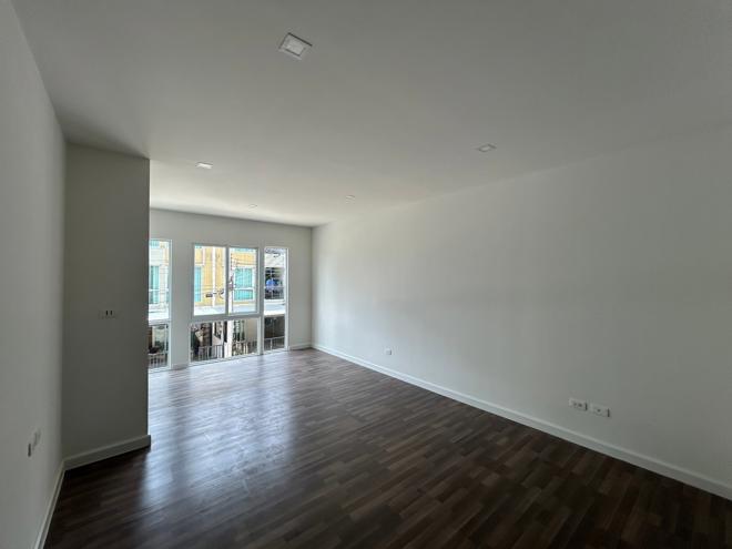 picture TOWN_HOUSE for sale  Bang Kaeo Bang Plee Samut Prakarn - 8/28