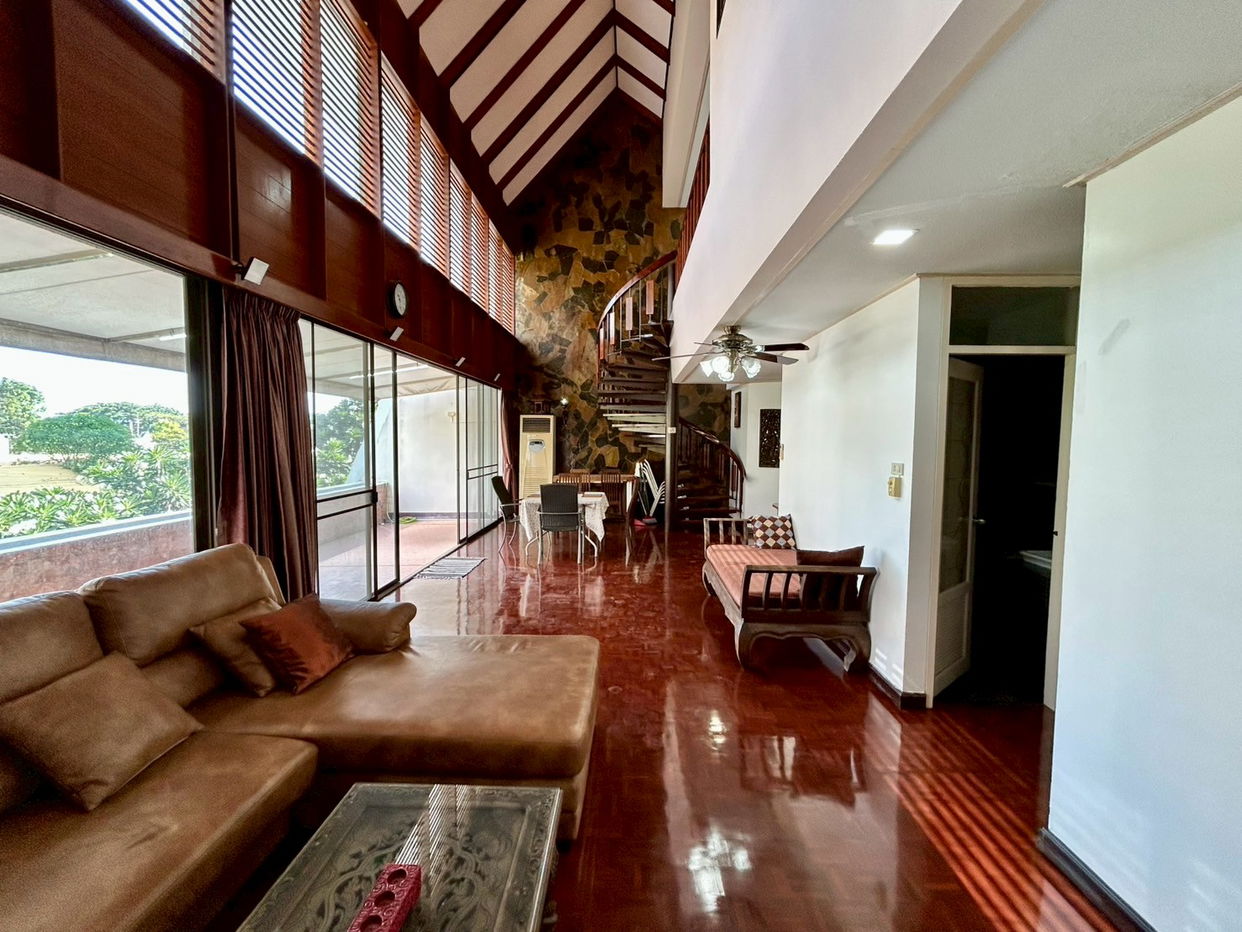 picture 3 Bedrooms Condominium @ Panchalae Residence - 19/30