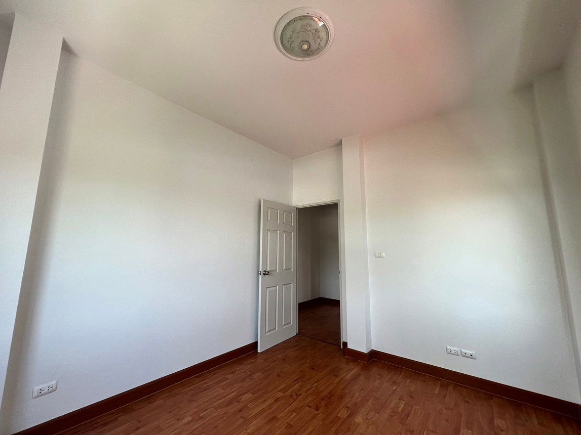 picture TOWN_HOUSE for sale  Sanak Bok Muang Chon Buri Chonburi - 16/20
