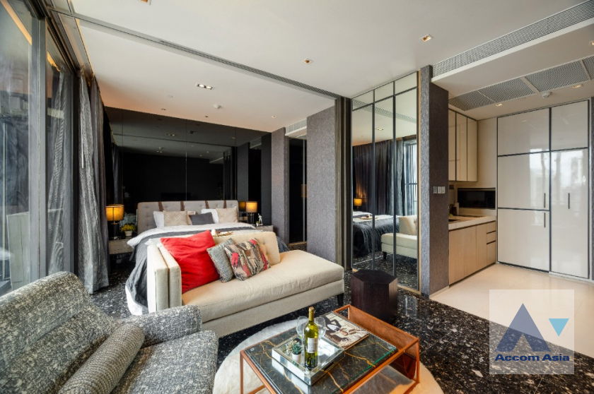 รูป 🔼🔽 AccomA 📩 Sleek high-floor condominium with bold style in Sukhumvit (AA41343) - รูปที่ 2/18