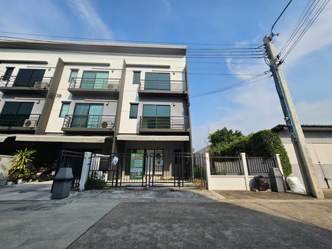 picture TOWN_HOUSE for sale  Bang Rak Yai Bang Bua Thong Nonthaburi - 1/18