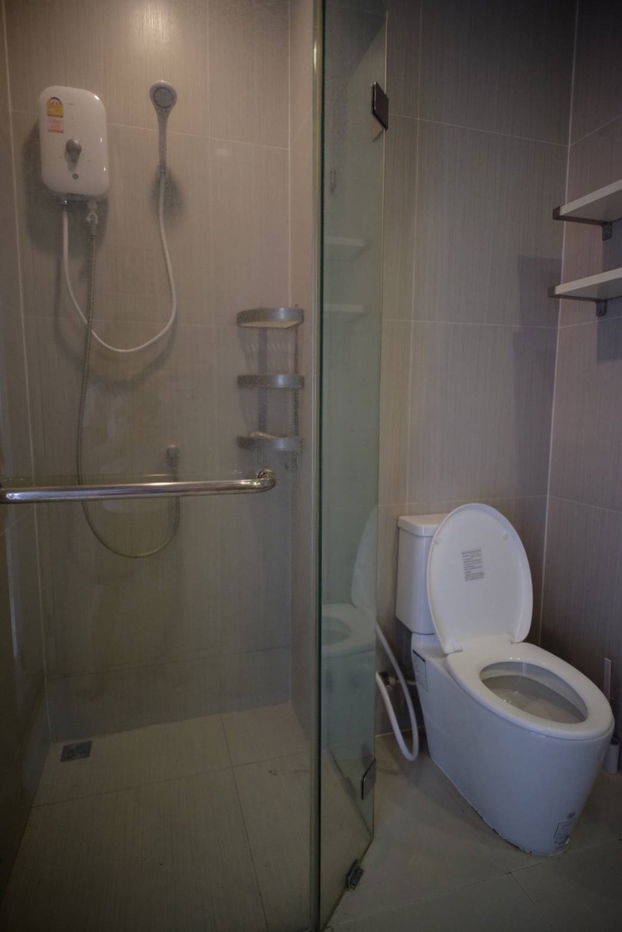 picture MRT HuaMak 300 m. Price  9,000 Baht Condo Chewathai Ramkhamhaeng ( Rental ) - 8/8