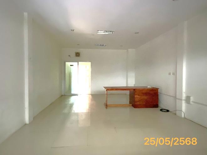 picture SHOP_HOUSE for sale  Khron Sawi Chumphon - 2/32