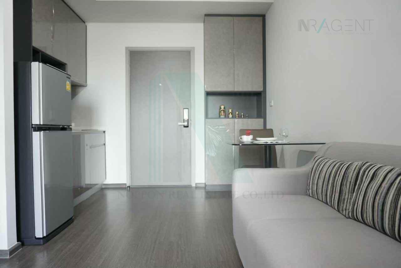 picture For Rent Condo IDEO PHAHOLYOTHIN - CHATUJAK Building 1, Floor 19,1 bed room, Room size 35 sqm - 2/8