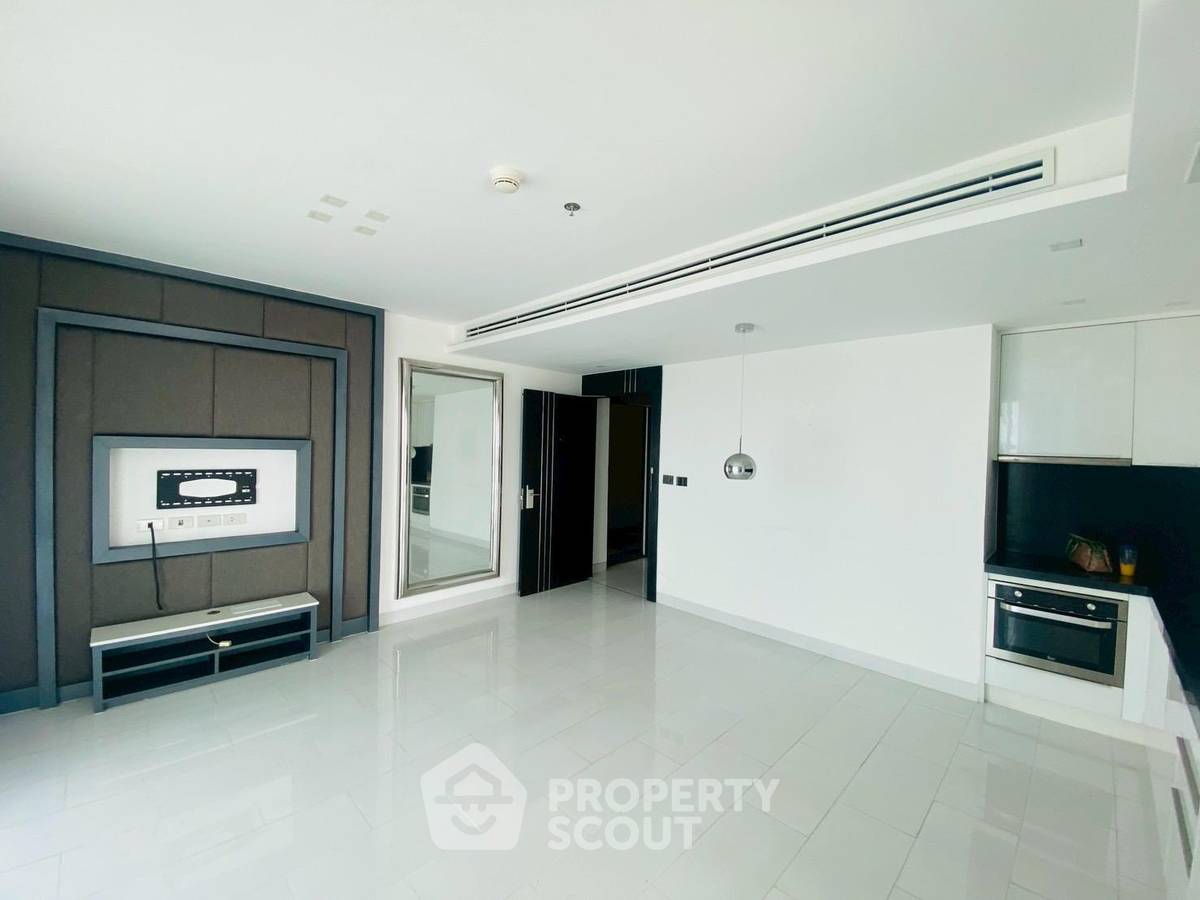 picture 2-BR Condo at Sky Residences Pattaya close to Pattaya (ID 2259951) - 3/13