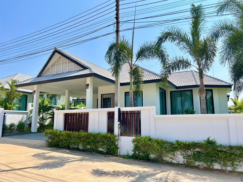 For sale Nibbana shade 13.59 million