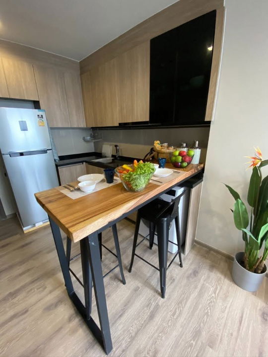 picture High-rise condo with beautiful views, 2 bedrooms, 2 bathrooms, for rent, near Wong Sawang MRT Station. Fully furnished. - 4/18