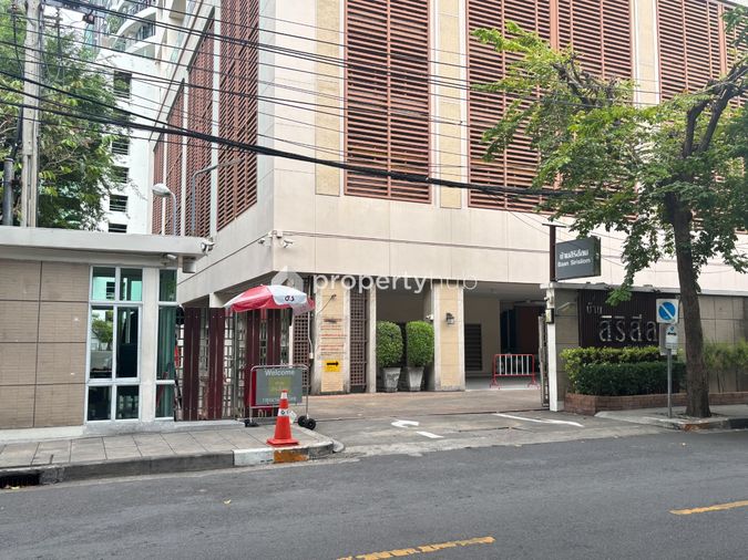 Baan Siri Silom