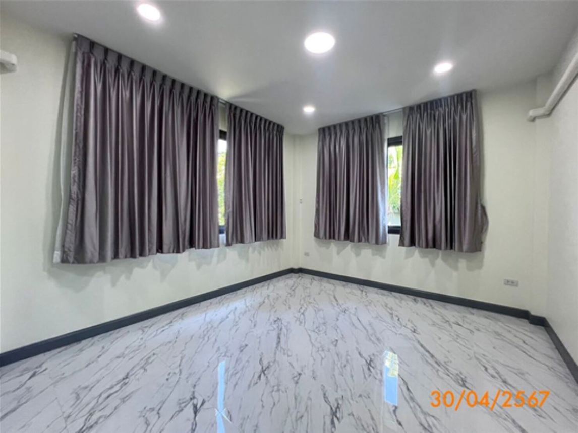 รูป บ้านเดี่ยว สำหรับขาย  ฉิมพลี เขตตลิ่งชัน กรุงเทพมหานคร - รูปที่ 24/36