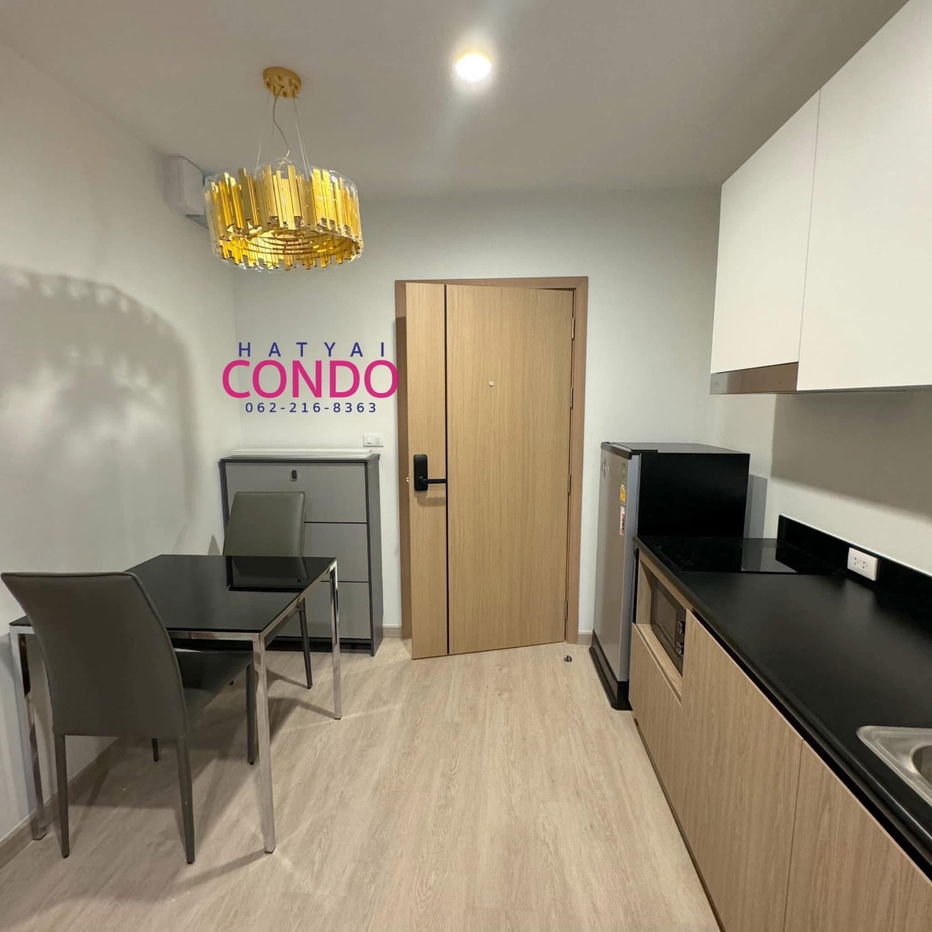 picture Plus Connect Hatyai, 12th floor, swimming pool view, washing machine available - 6/9