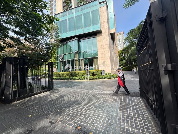 Oriental Residence