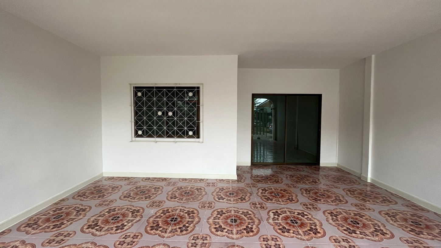 picture TOWN_HOUSE for sale  Bung Si Racha Chonburi - 11/18