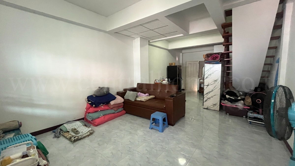 รูป ทาวน์เฮ้าส์ บ้านฟ้าใสวิลล์ นาดี สมุทรสาคร ราคาถูก - รูปที่ 2/13