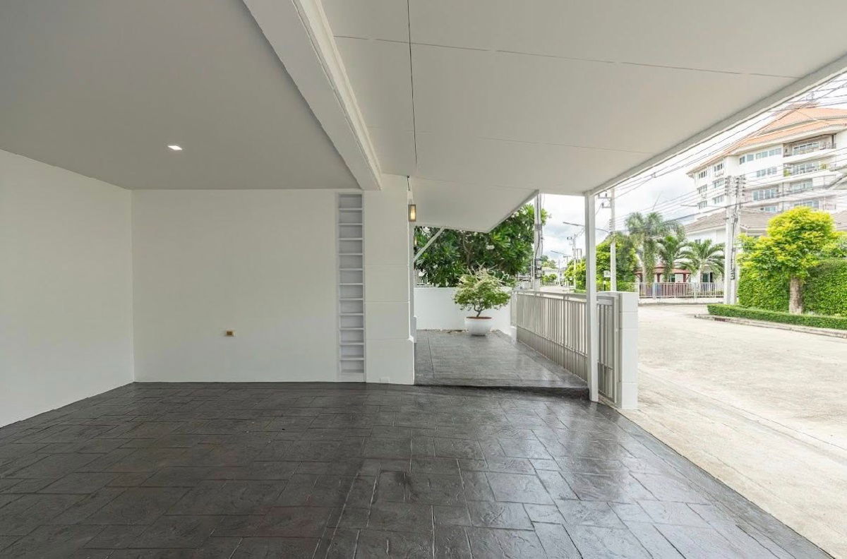 picture House for rent at Pruksaville 75 Mae Hia, fully furnished, near Ambassador Bilingual Academy Chiang Mai.- RW006813 - 11/19