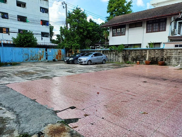 รูป ขายที่ดิน 150 ตรว. ซอยลาซาล 26 สุขุมวิท 105 (ใกล้ BTS แบริ่ง) แขวงบางนา เขตพระโขนง - รูปที่ 4/7