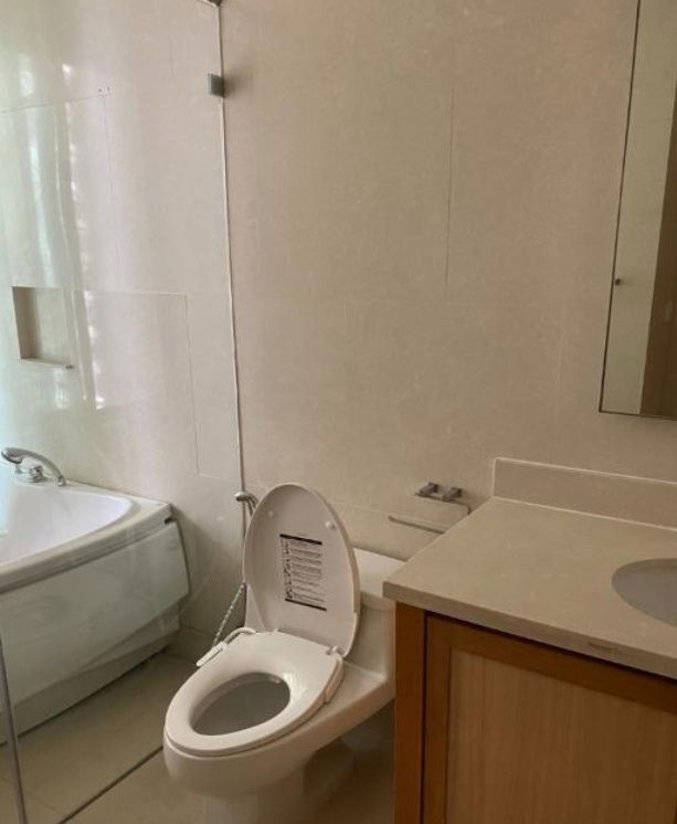 picture For rent: The Emporio Place, 20th floor - 8/8