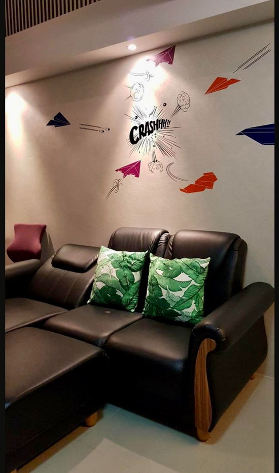picture code : B43 Champs Elysees Tiwanon - 10/11