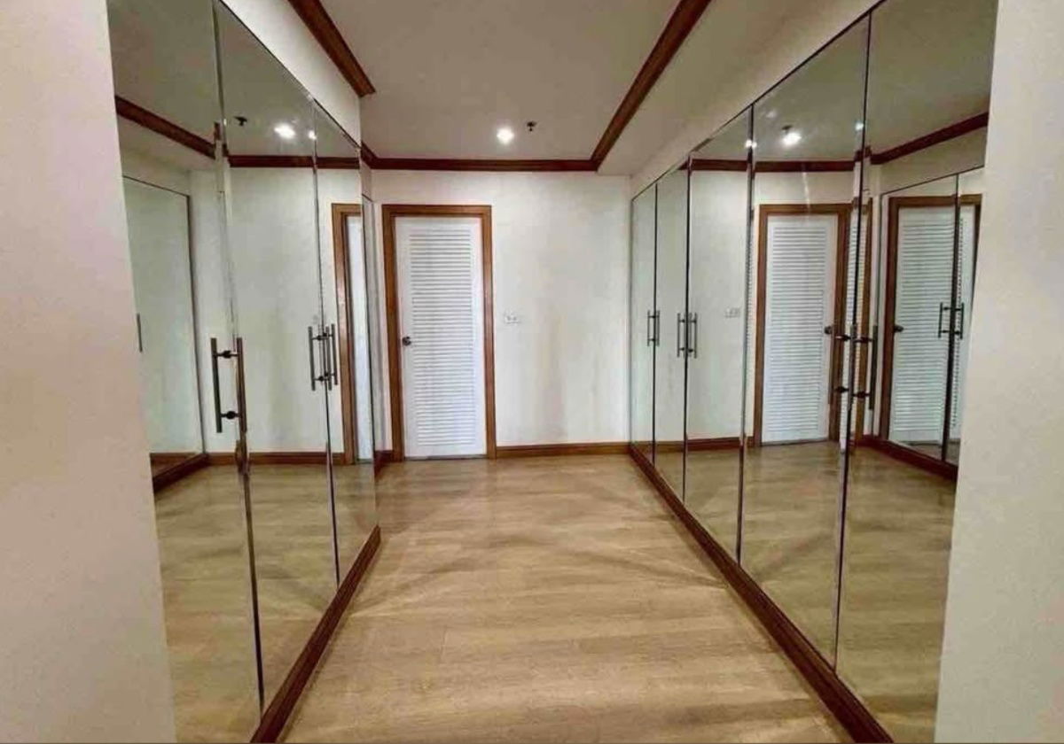 picture Silom Suites. 3bed 110sqm. Line id: @pfagent - 6/12