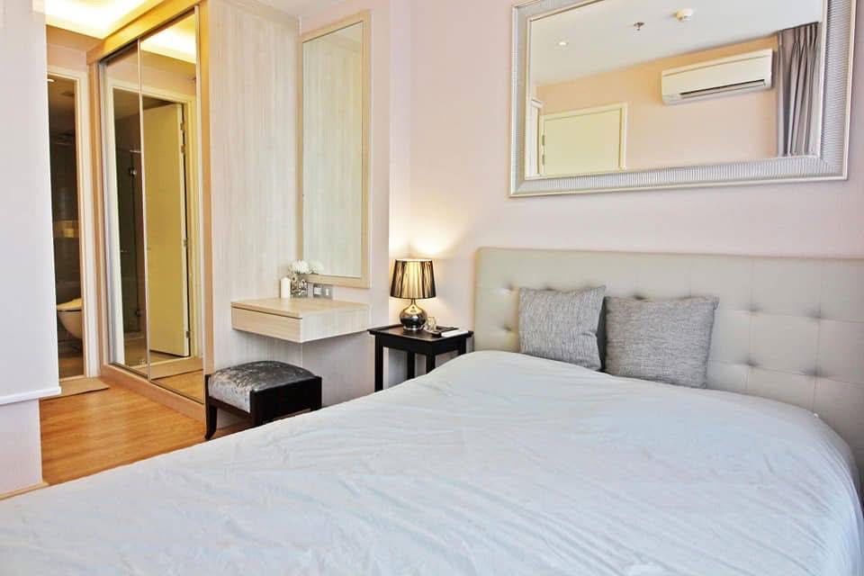 picture For rent H Sukhumvit 43, beautifully decorated, fully furnished with appliances, ready to move in, near BTS Phrom Phong. RW006817  - 3/8