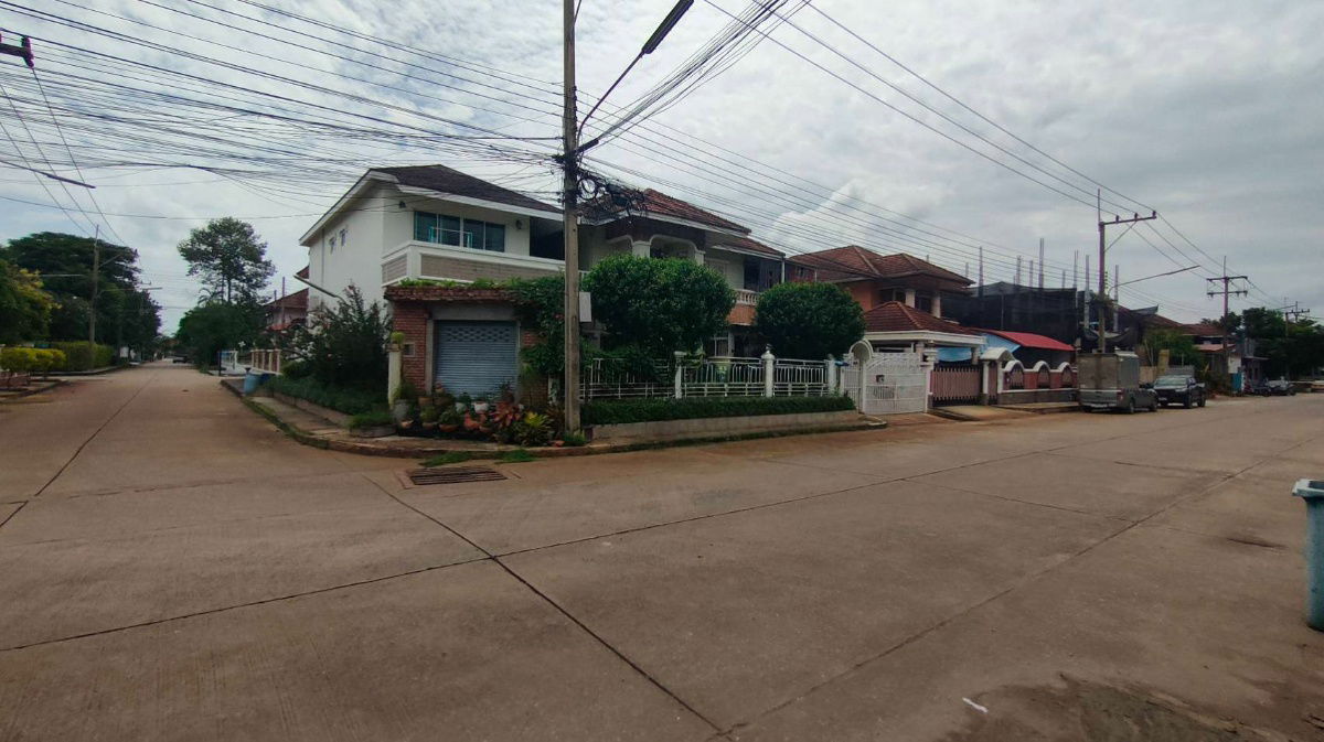picture 🏡 House for Sale in Muang Ake Village, Phase 6 - 2/10