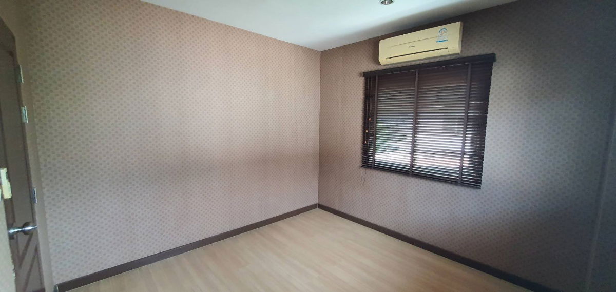 รูป บ้านให้เช่า The Tara Soi Phraya Suren 35 พร้อมเข้าอยู่สนใจติดต่อ Line @goodmanpro หรือ โทร 0999029192 - รูปที่ 7/13