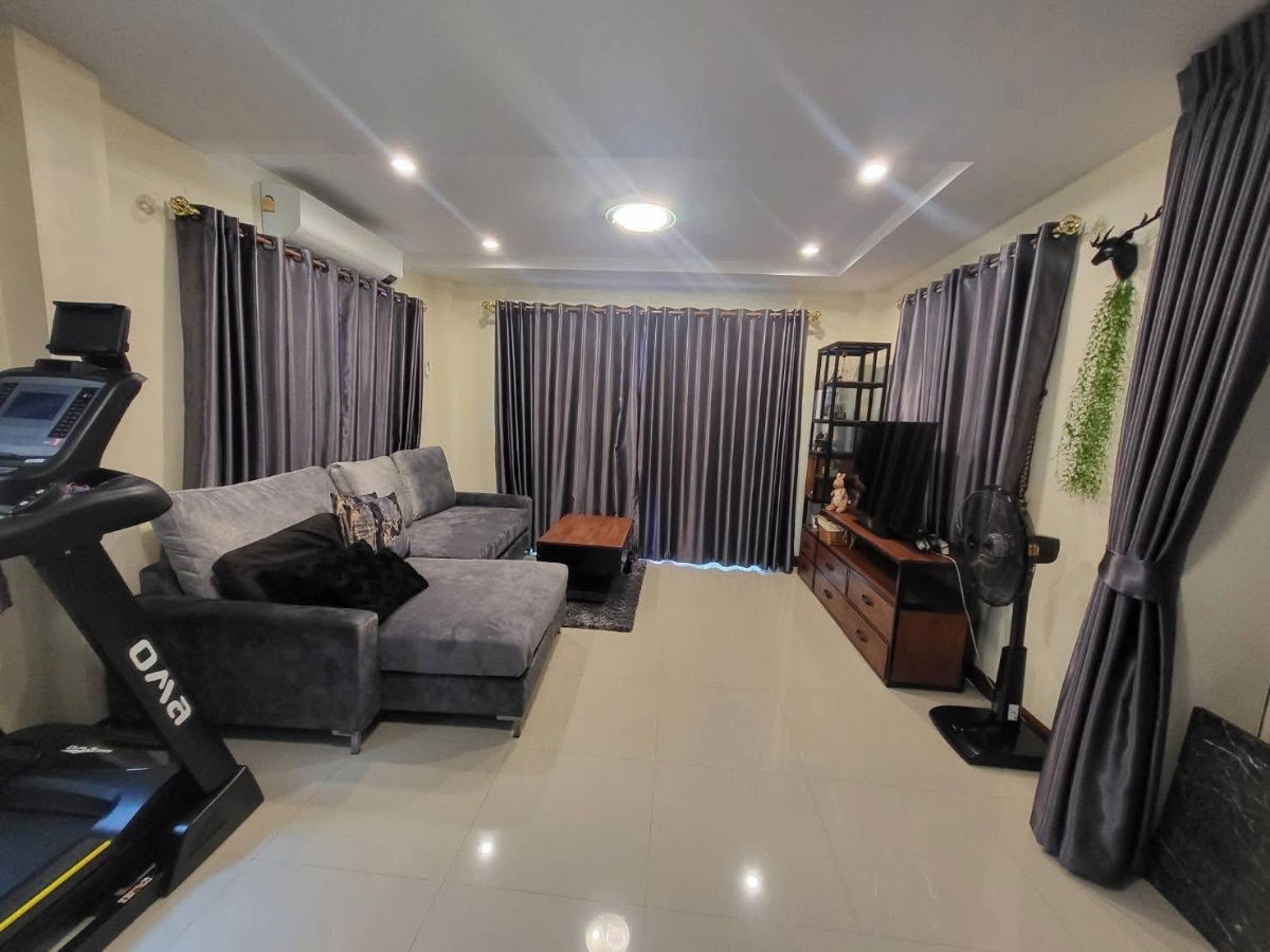 picture House for rent Baan Suriya Perfect 1, ready to move in. If interested, contact Line @goodmanpro or call 0999029192. - 3/5