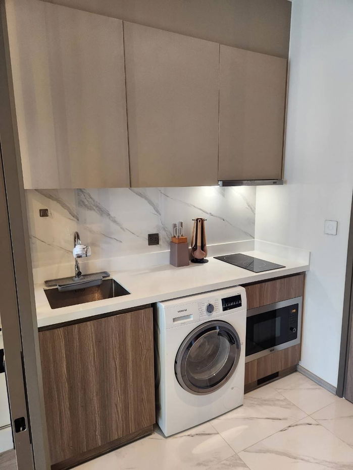 picture Code: KJ8273  for rent RHYTHM EKKAMAI ESTATE // Line ID: @kjcondo (with @) // - 6/9