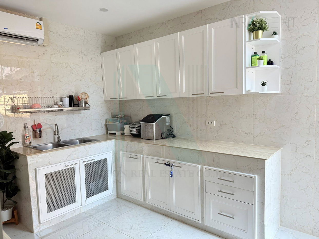 picture 🔺 For Sell House GOLDEN VILLAGE ON NUT - PATTANAKARN 2-story 4 bedroom 4 bathroom - 6/8