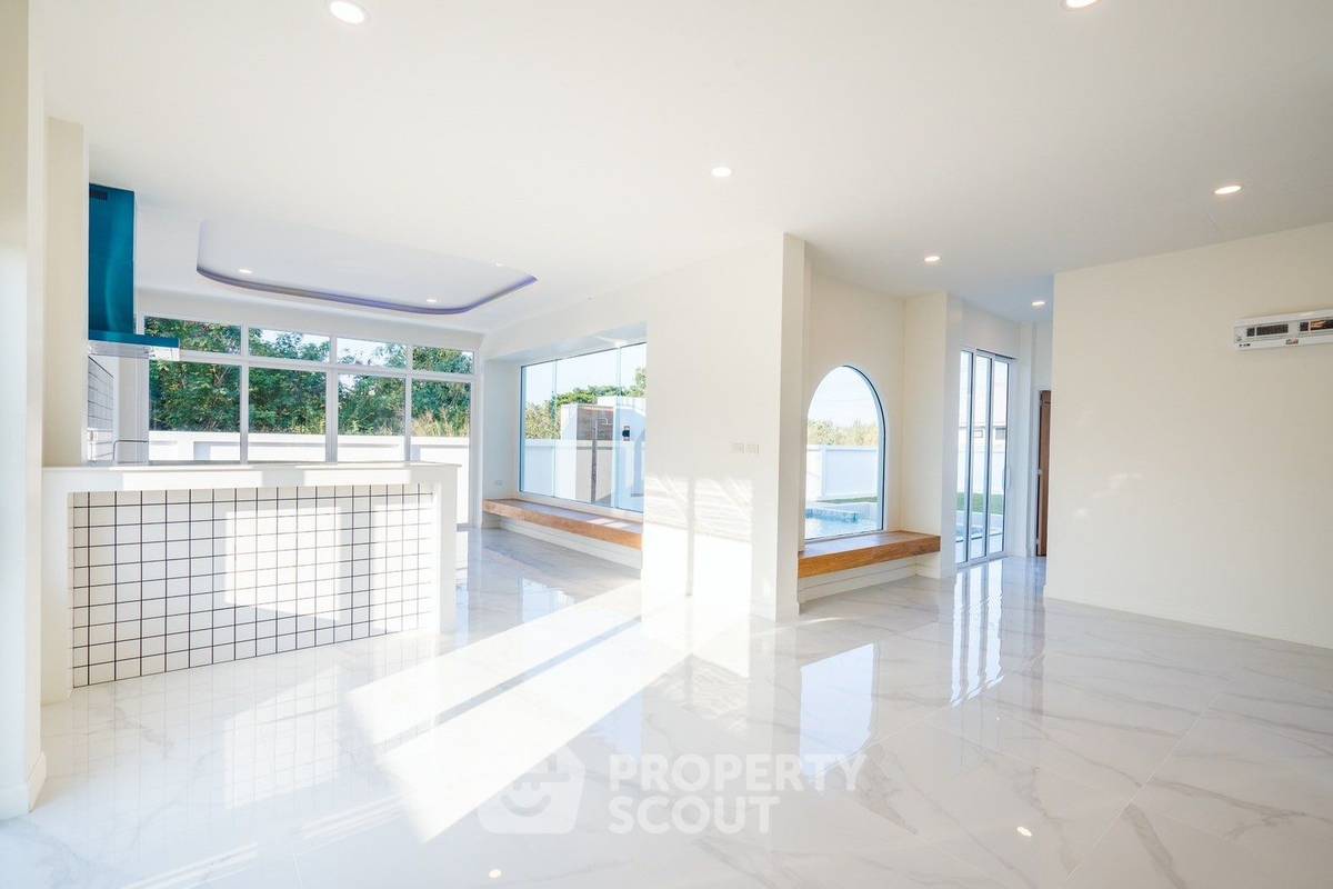 รูป วิลล่า 4-ห้องนอน ใน หินเหล็กไฟ (ID 2126833) - รูปที่ 12/19