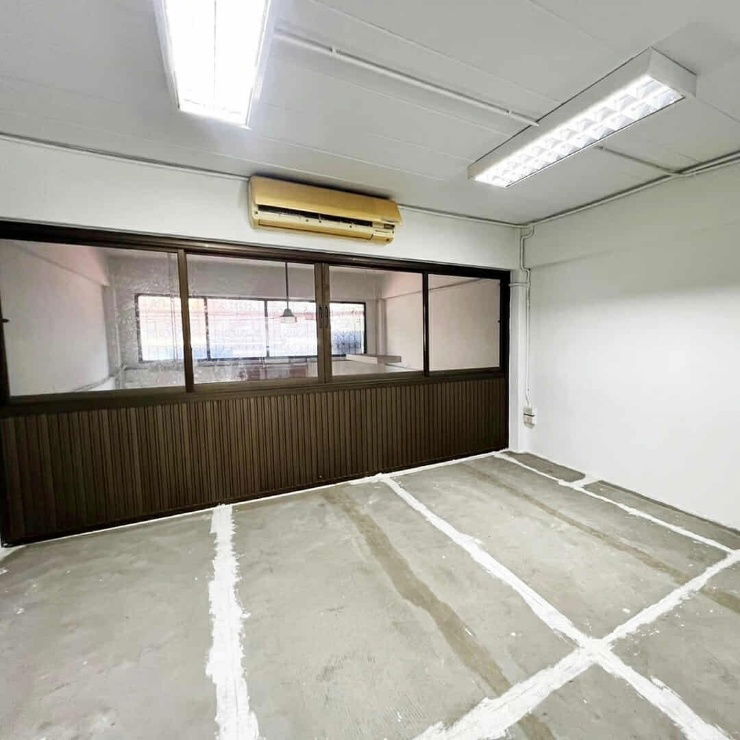 รูป ขายอาคารพาณิชย์ 3.5 ชั้น ซอยคู้บอน27 ใกล้แยก48 ทำเลดี ค้าขาย ใกล้รถไฟฟ้าสายสีชมพู สถานีสินแพทย์-คู้บอน จังหวัดกรุงเทพมหานคร
 - รูปที่ 5/8