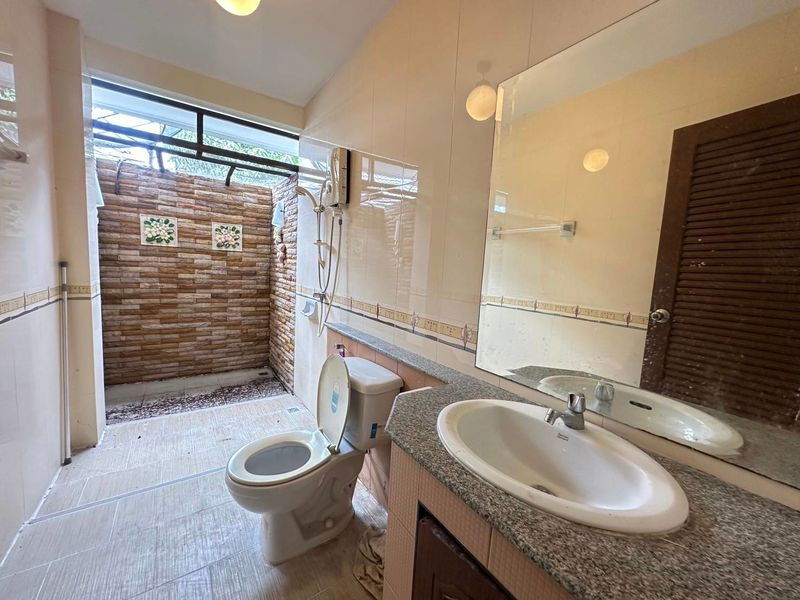 picture Second-hand detached house for sale, Piyawat Village, Bangsaen, Ban Puk, Chonburi - 16/19