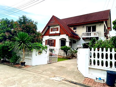 บ้านเดี่ยว เซ็นทรัล พลาซ่า เวสต์เกต : บ้าน ชลลดา บางบัวทอง 80 ตร.ว. ใกล้ทะเลสาป ( 4 ห้องนอน 3 ห้องน้ำ หันทิศใต้ )