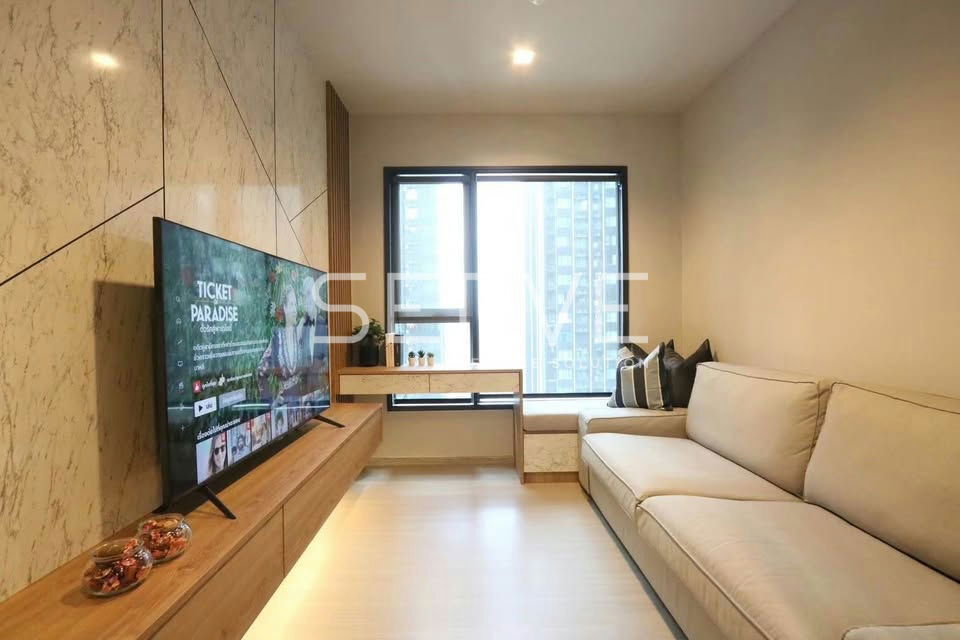 picture 1 Bed  High Floor City View Fully furnished Good Location Close to MRT Phra Ram 9  220 m.  @ Life Asoke - Rama 9 - 1/7