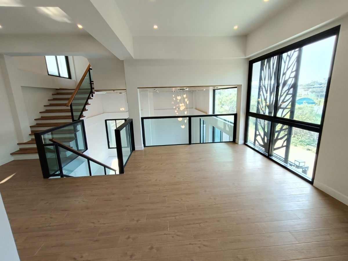รูป บ้านเดี่ยวใหม่พร้อมอยู่   ดีไซน์โมเดิร์น ใจกลางพัฒนาการ - รูปที่ 4/11