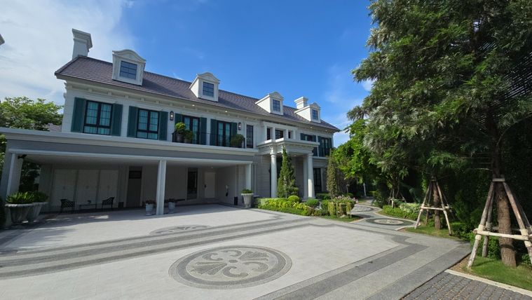 เหนือระดับแห่งการอยู่อาศัย บ้านหรู 137.0 ล้านบาท แต่งครบ พร้อมสระว่ายน้ำส่วนตัว บนแปลงมุมที่ดินใหญ่พิเศษ โครงการณริณสิริ กรุงเทพกรีฑา